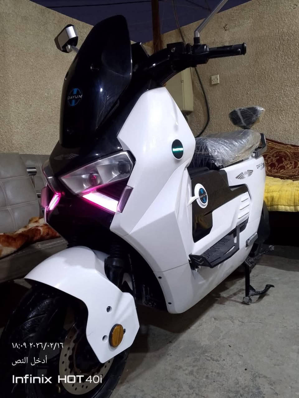 السلام عليكم دراجة شحن دايوان الأصلية ليثيوم 30 امبير 72 فولت جديدة بعده شخط مابيهه سرعة 100 ملف 2000 وصل مالتهة موجود سعره مليون 125 مكاني بغداد الغزالية رقمي ‏‪***********‬‏ أو واتس اب ***********
