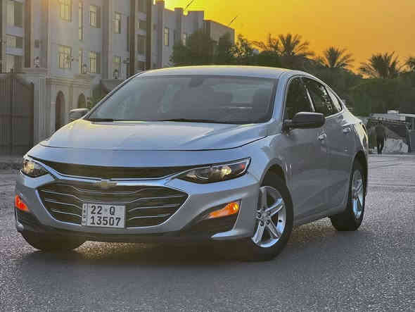 شوفر ليت ماليبو 2022 لون سلفر
السعر ١٢٢ رقم اربيل تحويل او وكاله 
السيارة ضرر جاملغ  و بالبنيد / راديترات وتبريد ومروحه بلاديات كلهن . حادث بالمنشور
نص مواصفات
1500 مكينة تيربو 4 سلندر
كشن كهربائي
بصمة تشغيل 
تشغيل عن بعد 
البوب بصمة
رادار امامي 
سايد بريك بصمة 
شاشة ايباد تدعم كار بلي 
تحكم استيرن جهتين 
تحديد  مسار قيادة آليه 
وباقي المواصفات معروفة للسيارة
بغداد زيونه مكان السيارة
سعرها ١٢٢  ورقة
واتساب متوفر او الاتصال عالرقم 
***********
