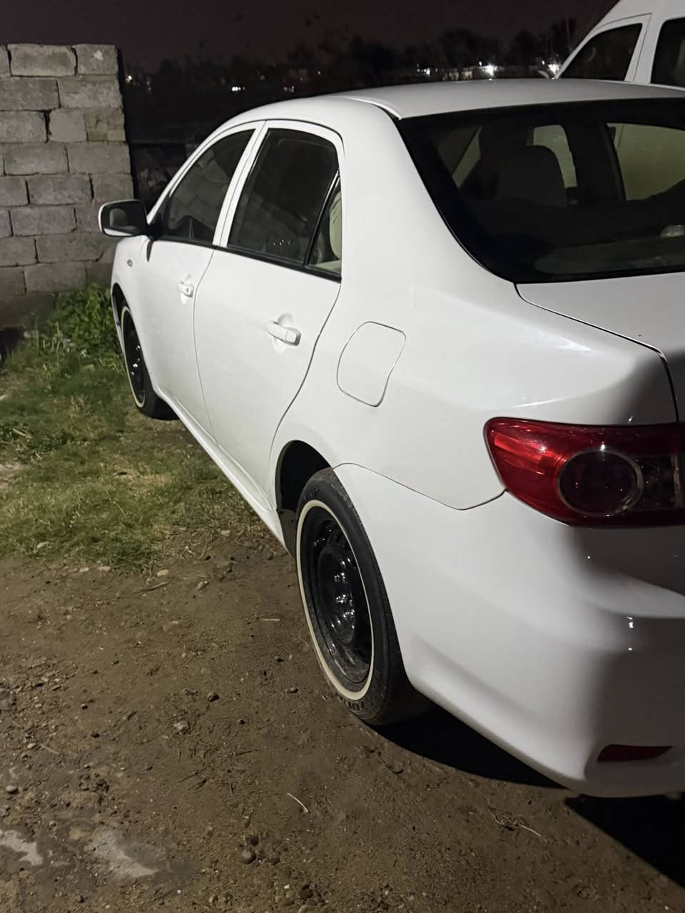 سلام عليكم كورلا 13خليجي مكفوله من صبغ فقط بارد شوي مثل ماموظح اربيل بسمي هزه ورقم وسنويه كله جديد سياره عل وظع شركه  تبريد تخم تاير دوشمه  سعر127  وبيها مجال بغداد دوره***********
