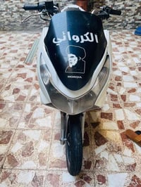pcx للبيع دراجه كفرات اشوي تعبانه الدراجه تيارات صار أسبوع من شادهن اث...
