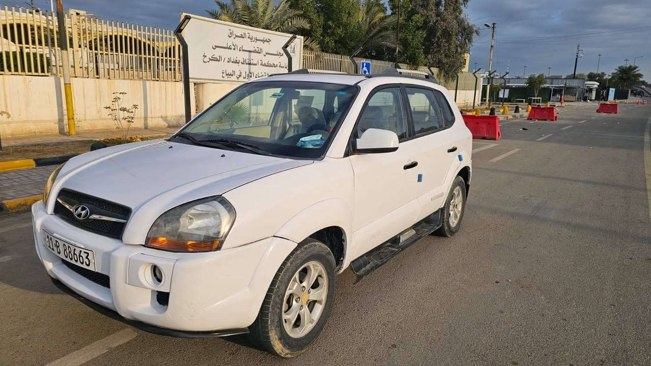 سلام عليكم توسان 2010 خليجي فول مواصفات  رقم بغداد السونار مرفق كير ومحرك بلادي مامفتوح  محرك ٢٠٠دوش السعر110 وبيهة مجال مكاني بغداد  ***********  يرهم مراوس
