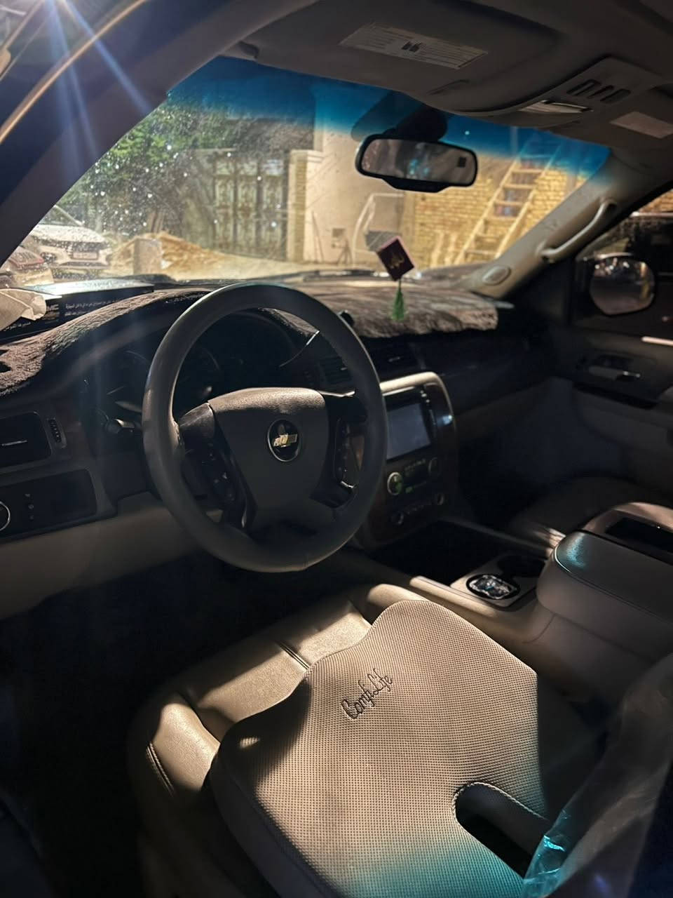 ادوات ادوات ادوات
تاهو للبيع موديل 2009 سياره جديده ونضيفه مكفوله من السرقه والعشاير فول مواصفات LTZ فتحه كراسي منفصله عنوان بصره سعر 85$ وبيه مجال بسيط للاستفسار على هذا الرقم ***********
