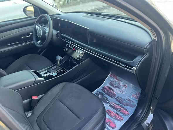 توسان 2025وارد امريكي جاهزه السياره بدون رقم محرك 2500ماشيا 1400زيرو الون زيتوني مكان سياره بغداد رادارات تشغيل عن بعد كرسي كهرباء شحن واير ليز تبريد خلفي جنطه كهرباء 2ويل اي ستفسار تصال بالرقم *********** السعر204 بدون مراوس
