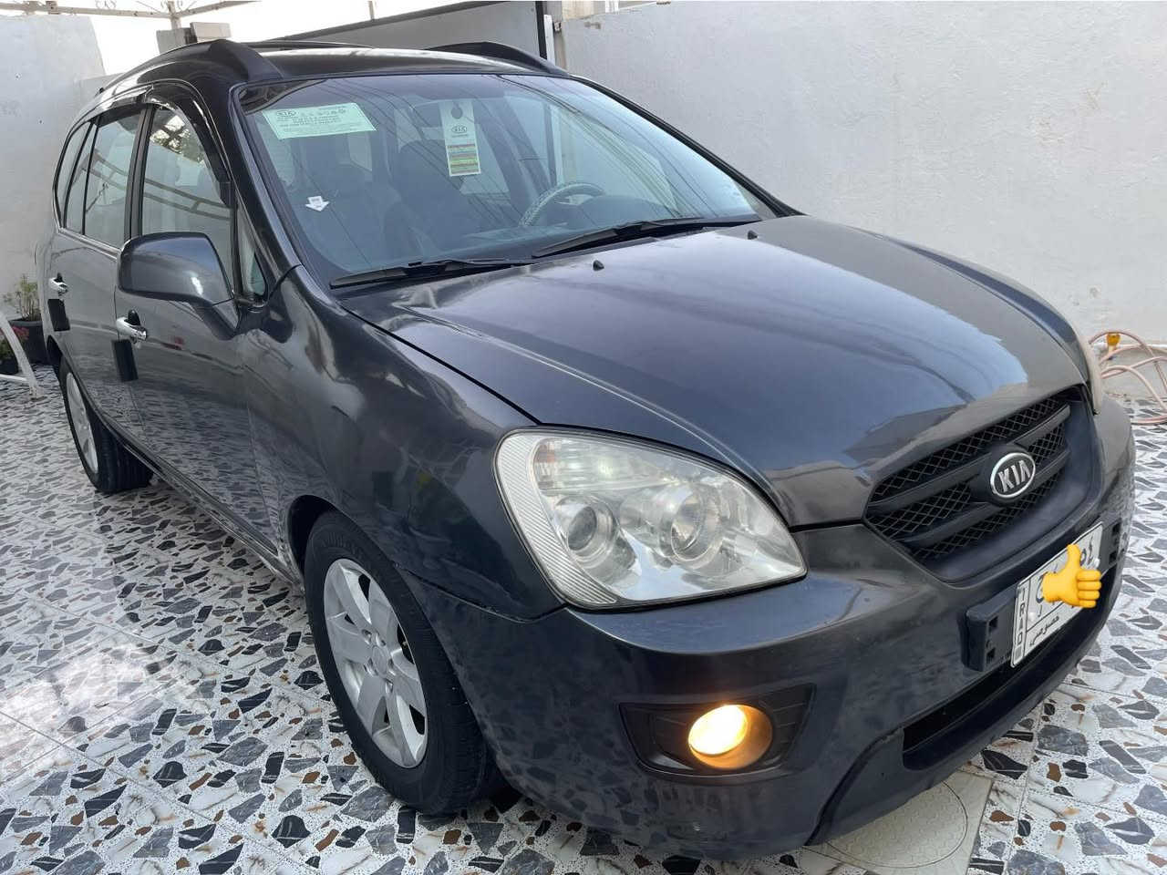 السلام عليكم للبيع كيا رندو 2008 رقم بغداد تحويل مباشر وارد امريكي ضرر باب اليمين الامامي صبغ حزام اثر جراد محرك 2700 خمسه راكب 6سلندر تبريد قطعتين شاشه ايباد محرك كير جيد جدا مكان السياره بالرمادي 
السعر 87 بي مجال بسيط 
***********
اعتذر عن البيع بالاقساط
