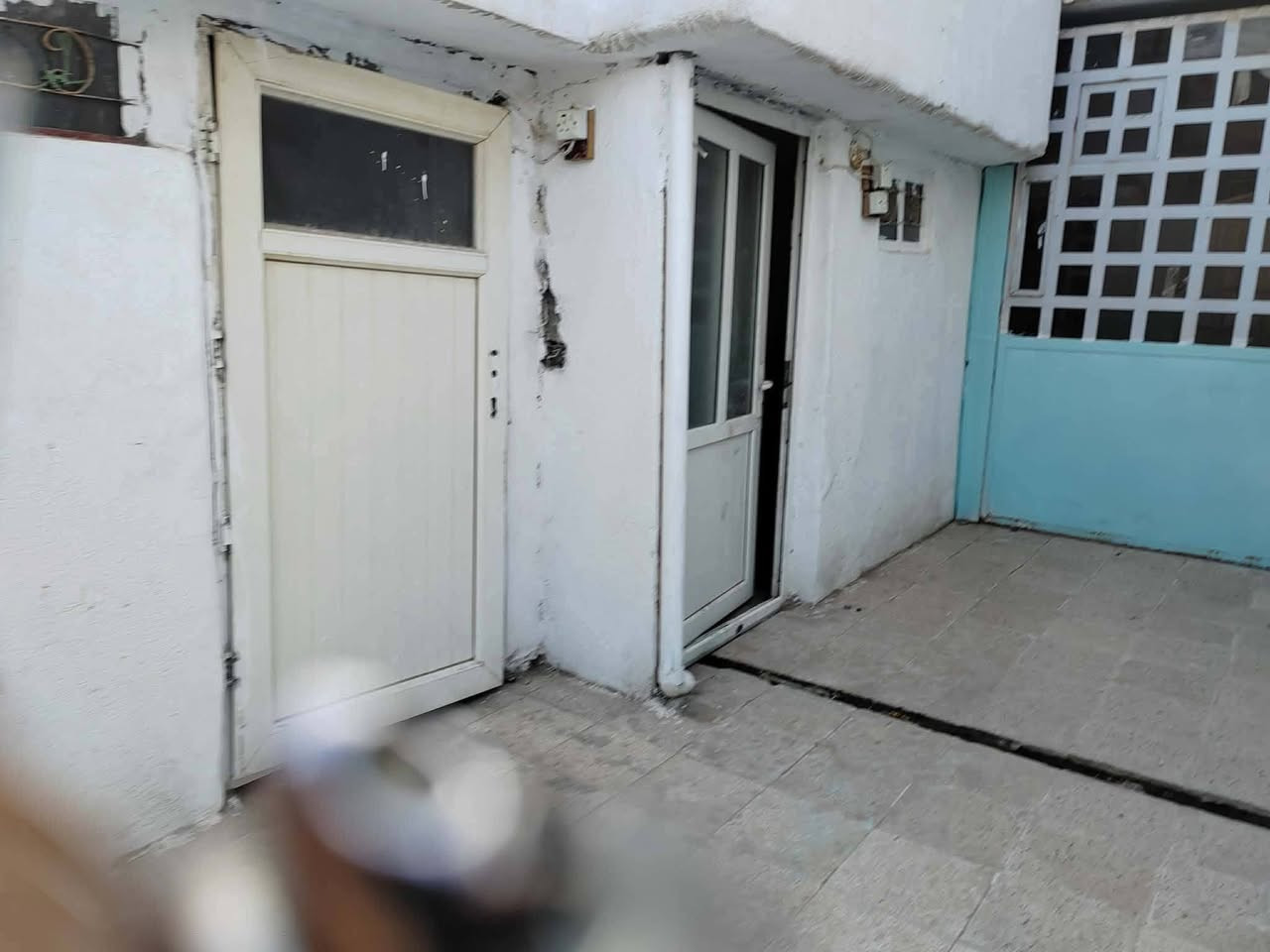 تابع المنشور كاملاً
🚨🚨بيت للبيع سند طابو الزهور ملك📃
⭕️المساحة 110 متر واجهة 5.5
⭕ غرفه وهول  ومطبخ 
⭕️ 
⭕️الموقع حي الانتصار شارع 30 قرب مسجد تبارك
⭕️💵السعر 38 وبي مجال بسيط للشراي 
للتواصل ***********📞
