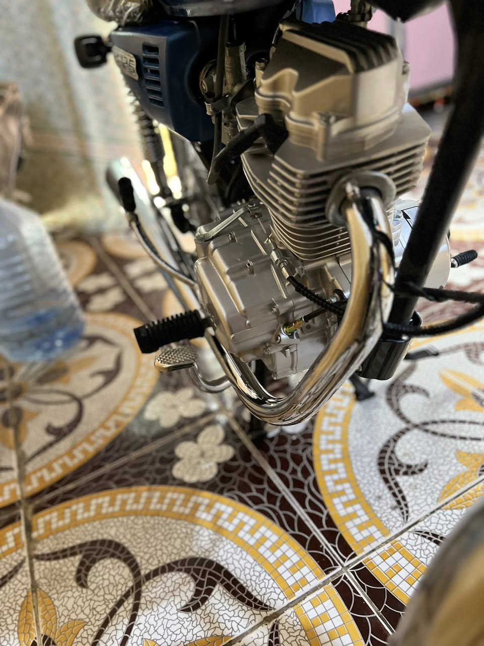 1-دراجه نامه
2-اوراق كامله 
3موديل 22 
4-تفيلس مامفيلسه دراجه كلشي مانقصه برغي منقصهه 
5-دراجه تحفه فول 
6-السعر خاص او اتصال عل رقم (***********)
7-مكاني ناصريه مركز الاسكان صناعي
