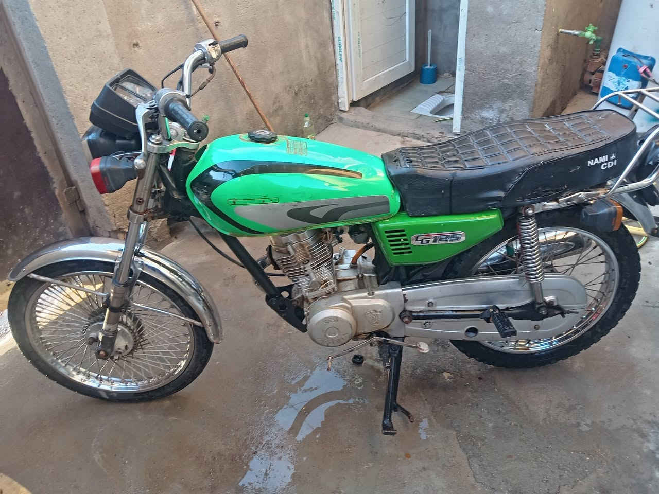 مديل ١٧وراق لسعر ٤٢٥ وبيه مجال كلش بصيط لشراي يتصل الخاص مقفول *********** كوت حي الجهاد
