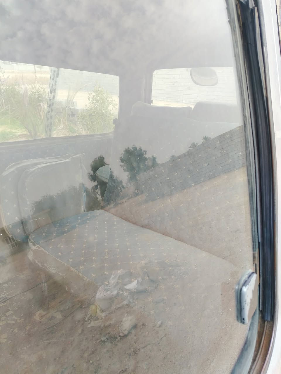 سلام عليكم كيه بسته بغداد موديل 95 شواصي مكفولات باتري جديد مكان سياره ابو غريب خان  ضاري وشرط ***********تحويل سعر 28 رقم الهاتف ***********؟؟
