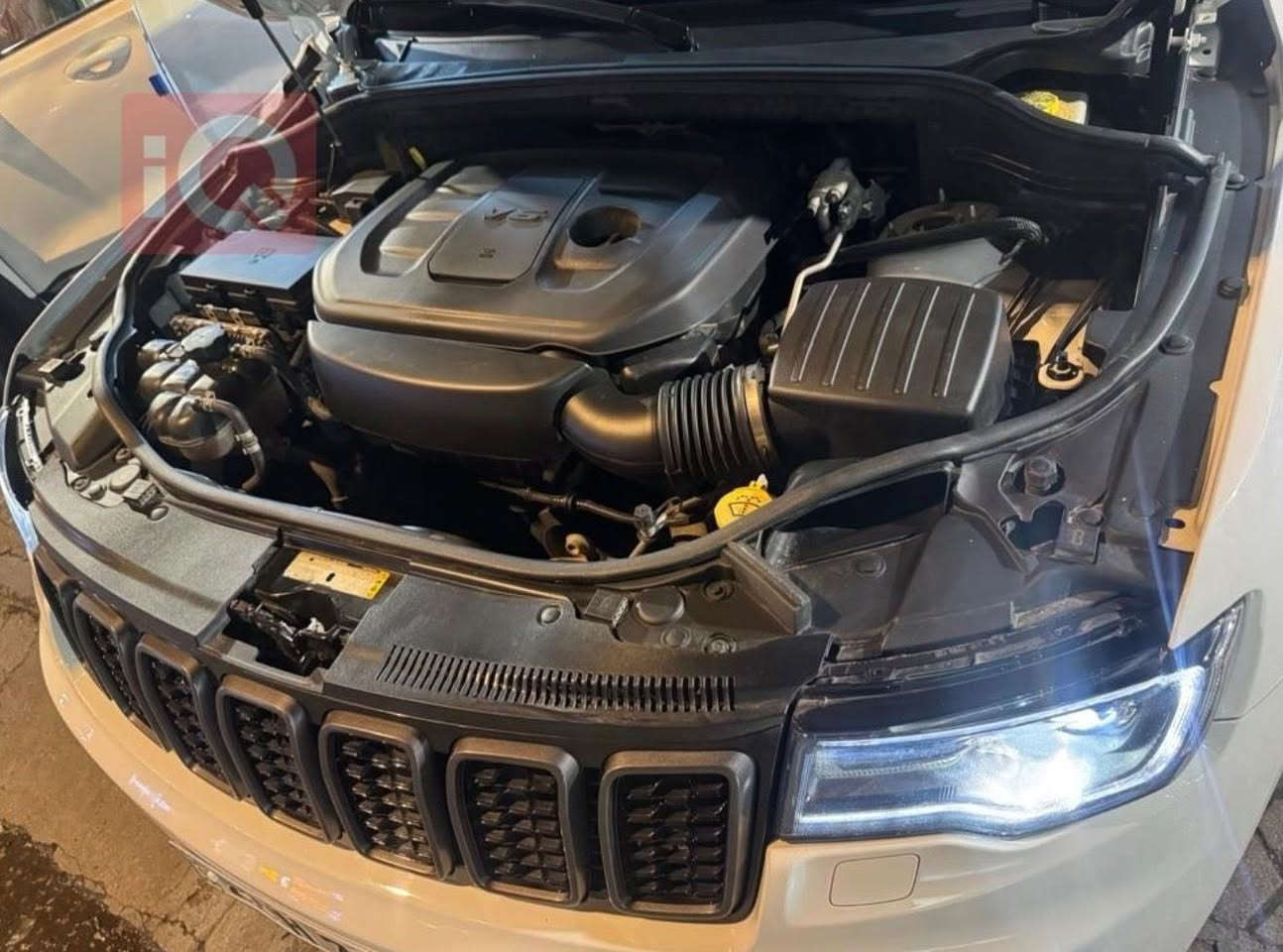 السلام عليكم
السيارة جديدة كلش وبالعافية على الياخذها

‏JEEP GRAND CHEROKEE S

جيب فئة:    S
موديل:    2022
مكينة:     V6 3.6

(شركة هارلم) اربيل ✅

المواصفــات  1/1
بانورامـــا
رادار جانبـي نقطة عميـاء رادار خلفـي
كشن حار بارد - كشنات الخلفية هيتـر
كشنات جلد كنتارة
ستيرن هيتـر + كهرباء
نظام توقف اوتـو ستوب
حساسـات امامي خلفي
صندوك كهربائـي
سماعات سستم صـوت
دمام بالصنـدوك
بصمة و تشغيل عن بعـد
كيج الكترونـي
نظام متعدد اوتو للطرق
مري قلاب وشفط

للاستفسار:***********
اتصال او واتساب
