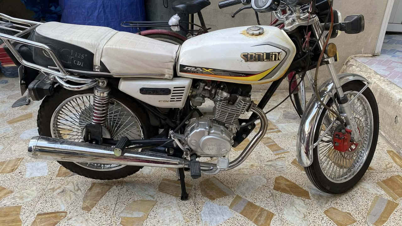 السلام عليكم سونك ٢٠٢٣مرقمه تحويل ثاني يوم محرك كبس سعره 1300وبيه مجال بسيط مستعجل عليه  شراي تعال خاص أو اتصل ***********
