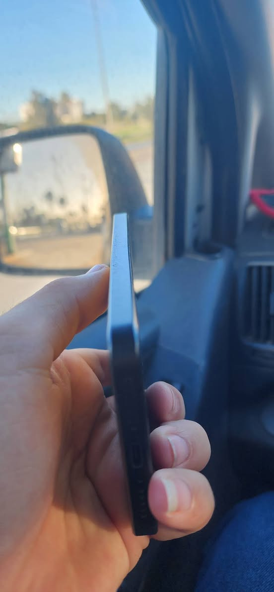 سلام عليكم
جهاز pocox7pro
ذاكره 256
رام8
معالجDimensity8400_Ultra
نضافه مثل ما موضح بصوره
كارتونه موجوده هيه وشاحن
شحن سريع 60w
بوبجي يشغل 90 مدري 120فريم ما اعرف بيهن
سعره 400 وبي مجال


**إذا كنت صاحب هذا الإعلان وتريد حذفه لأي سبب، رجاءا أرسل رسالة إلى الدعم الفني**