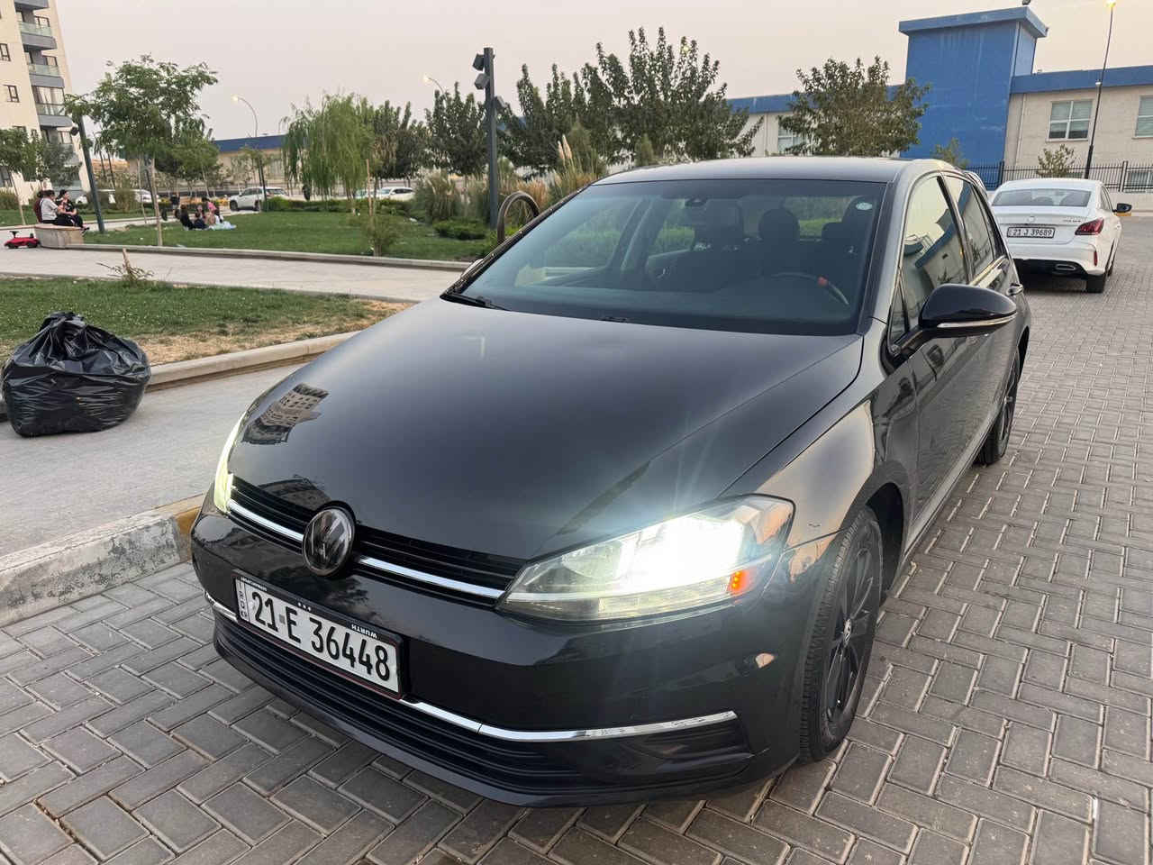 گۆڵف tsi 2019
یەک پارچە بۆیاغی هەیە بێ ناوگرتن ئێرباگی سیستەم کراوەتوە 
بۆی دانراوەتەوە گێر و مەکینەی بە شەرت بێ کرانەوە سەیارەیەکی زۆر پاکە 140 هەزار کیلۆ مەتر رۆشتوە مەکینەی ١.٤ تۆربۆ مەرغوب رادار پێش پشت و تەنیشت ئۆتۆ ستۆپ
نرخ ١٢١ مەجالێکی کەم
*********** كركوك, العراق
