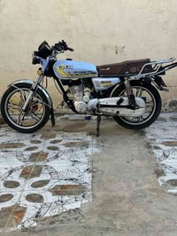 للبيع موديل ٢٣مفتوح مره وحده الدراجه نفس ما واضحه بلصور شويه بس نواقص ...