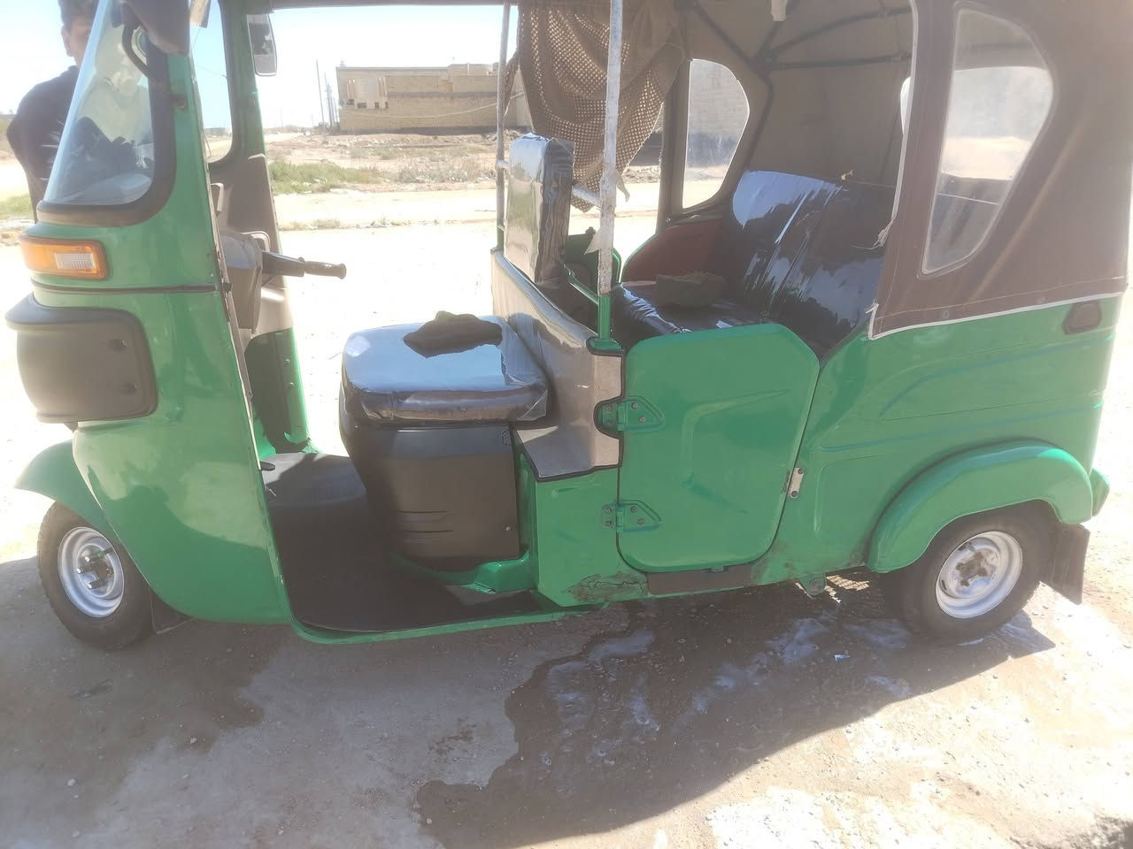 سلام عليكم تكتك البيع 22 رقم ذي قار شهر ٧مكان قلعه_سكر سعر ٨٧٠٠ وبيه مجال ***********
