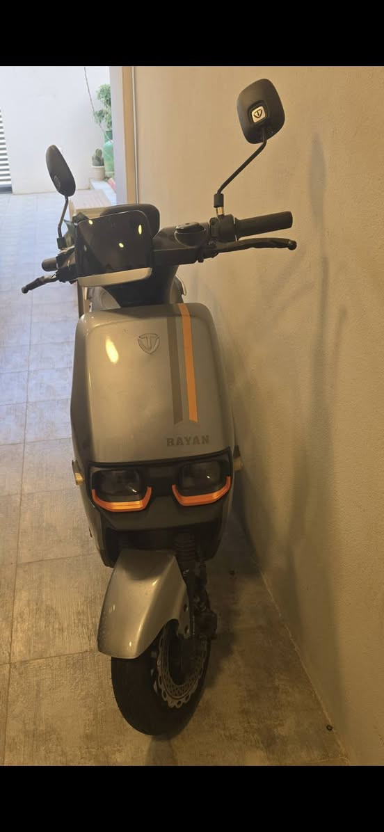 للبيع ماطور شحن ابو عيون من شركة الريان
جديد لوك ما طالع الشارع بس خمس مرات الجديد مالته ب950 رايده ب870
للتواصل على الرقم ***********
