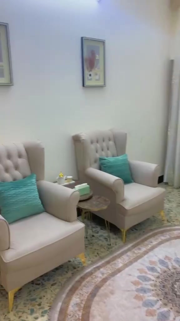 القلايه حجم وسط ٣٠وبيه مجال والطخم تسكام مو سوكي نظافه ميه بلميه السعر ب٤٥٠


**إذا كنت صاحب هذا الإعلان وتريد حذفه لأي سبب، رجاءا أرسل رسالة إلى الدعم الفني**