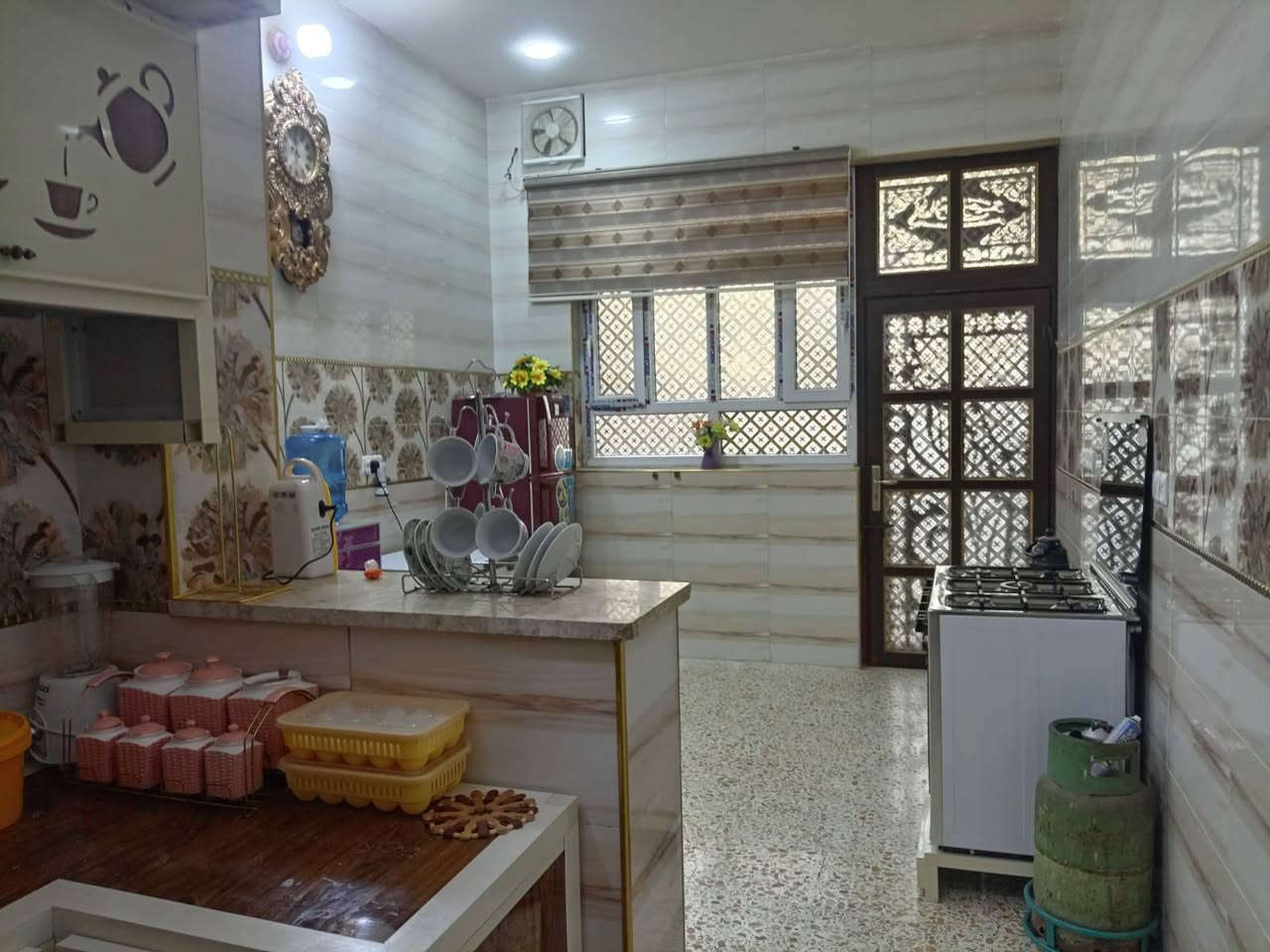 بيت للبيع
مساحه ١٥٠م طابو زراعي ماشين بالمعامله مال التطويب بناء حديث ٢٠٢٤ طابوك شغل درجى اولى غرفتين وصاله واستقبال ومطبخ وحمام مكان البيت الكرمه شارع الاساله بكاع محمد الحسين الحسون السعر ٧٥ مليون 
للأستفسار *********** / ***********
