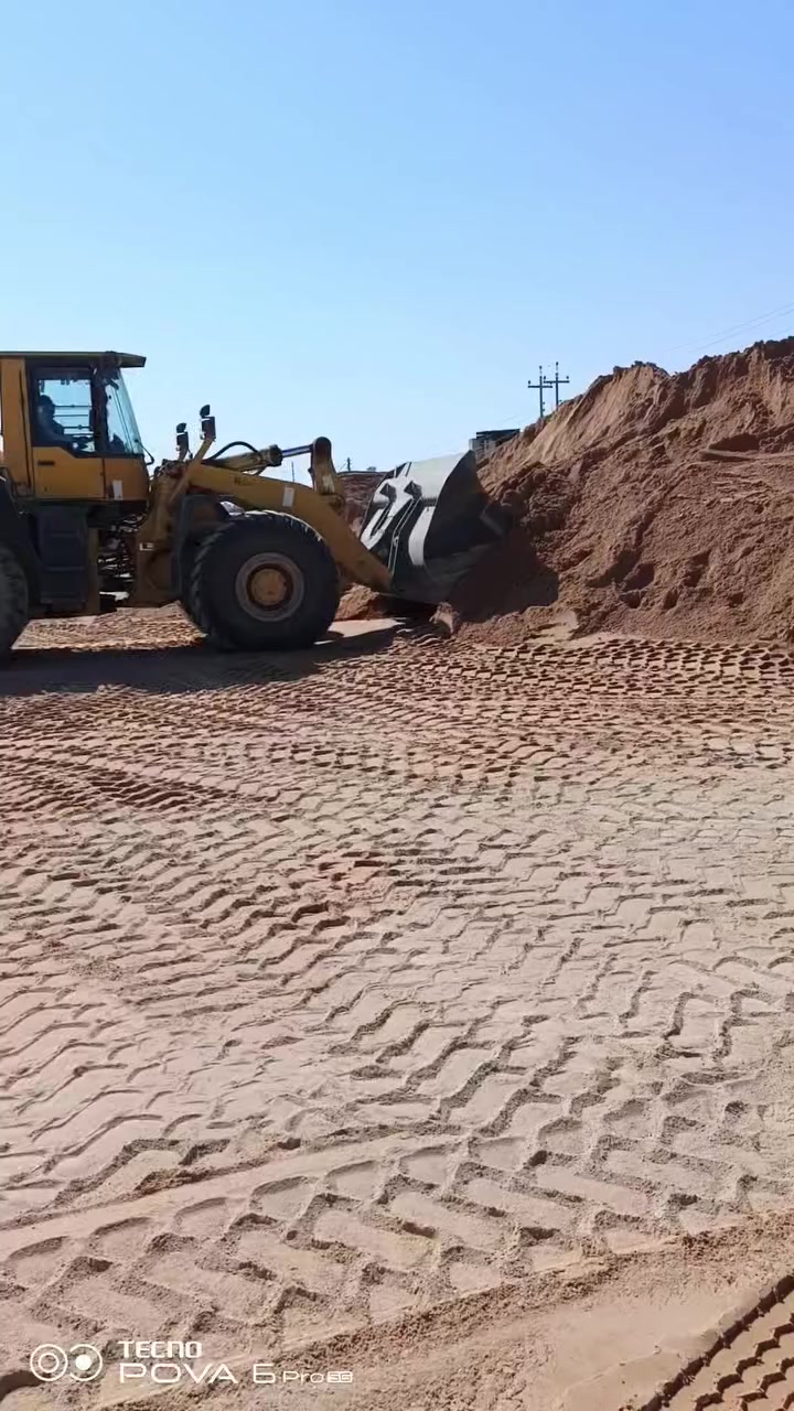 🔴 رمل أحمر مغسول بجودة عالية متوفر الآن! مثالي للمشاريع الكبيرة والصغيرة. لا تفوت الفرصة! #رمل_مغسول #مشاريع_بناء
***********
***********
‏‪***********‬‏
