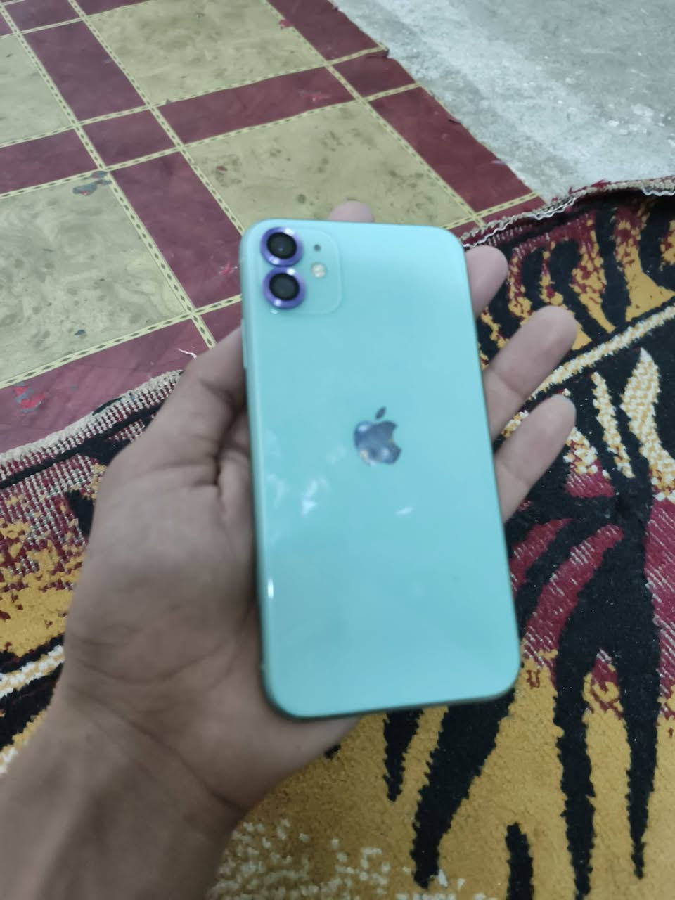 iphone11. 
بطاريه 71
نضافه 100 كدام عينك كلشي ما مبدل بيه 
الذاكره:  128

250الف وبي مجال

***********
