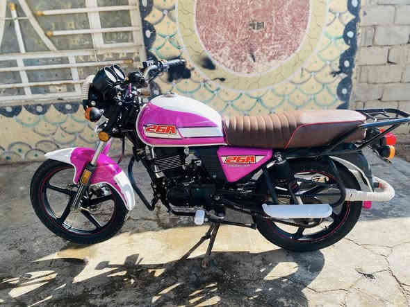 يا الله سلام عليكم دراجة دايوان للبيع موديل 23للبيع.  أوراق. استنساخ.  دراجة مكفولة كفالة عامة كهربائيات كاملة رزانة فوال. السعر. مليون. ١٥٠ وبيهةًمجال. ***********
