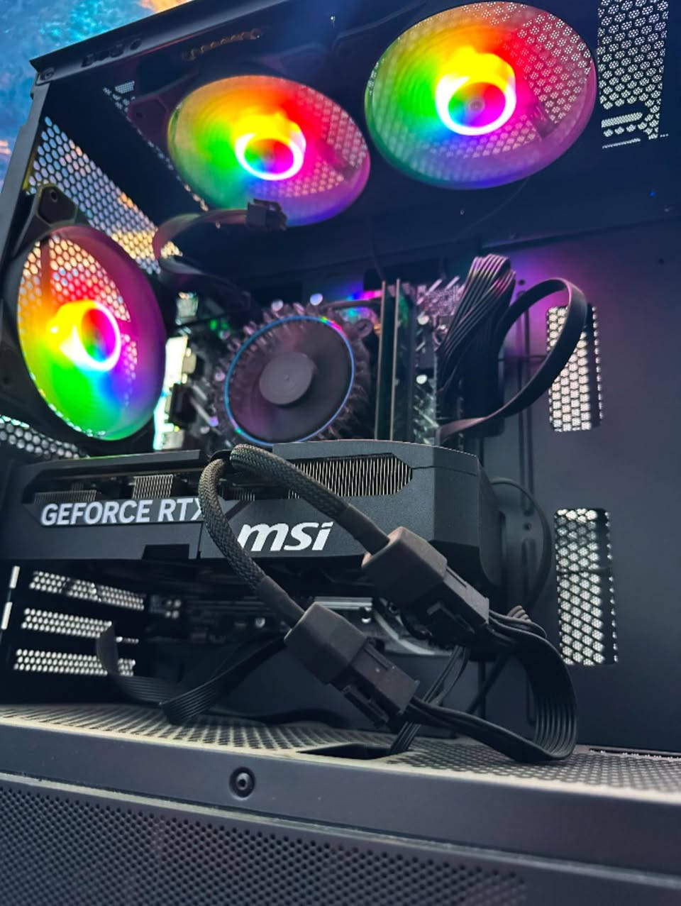 السلام عليكم
Rtx 5070 12 gb
msi shadow 

استعمال 4 اشهر
سعر900 الف مجاله بسيط حك الجيه
المكان بغداد


**إذا كنت صاحب هذا الإعلان وتريد حذفه لأي سبب، رجاءا أرسل رسالة إلى الدعم الفني**