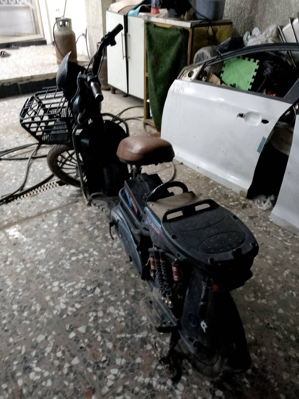 دراجه شحن للبيع السعر 250 وبيها مجال للاستفسار ***********

