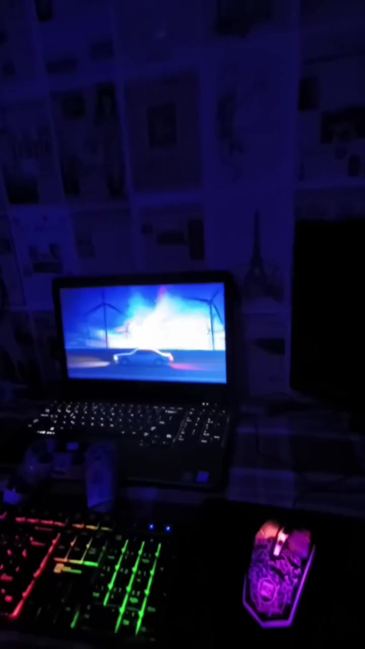 اخوان السعر مذكور بنهايةة الفيديووو
تواصل بالخاص او واتساب ***********
