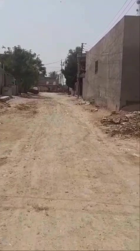 قطعة أرض للبيع موقع مميز قريب شارع ٣٠ الوسط و٣٠ الضغط ٩٠ متر عن شارع ١٠٠ مربع ١٢الف رقم القطعة ١٢٦٠٤الخدمات ماء كهرباء رسمي 
مشمولة عقاري إسكان 
للتصال مكتب الزهور ***********
