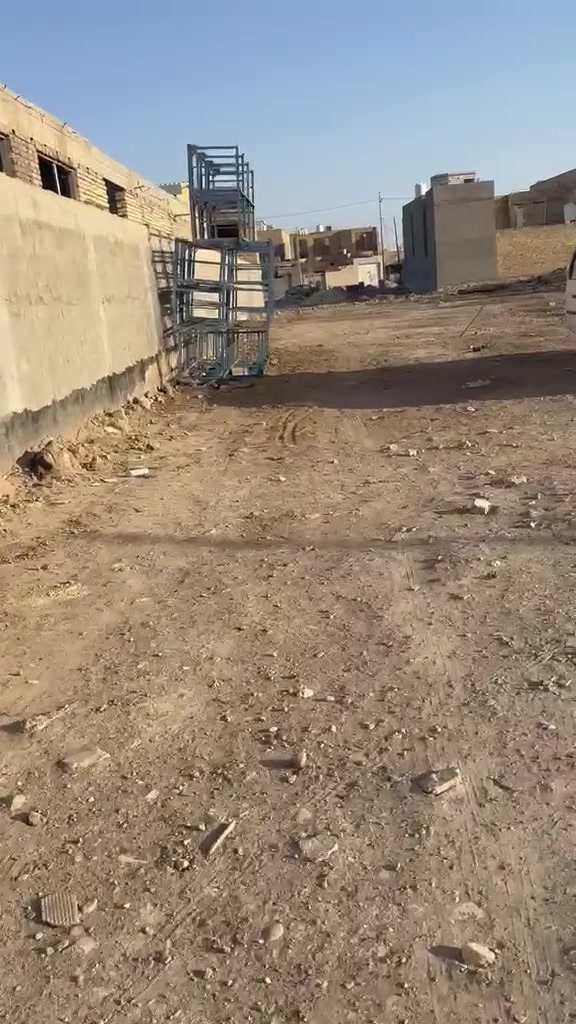 قطعة ارض ٨٠٠ متر 
دور نفط زراعي.  طابو ٢٥ كل تفاصيل والعنوان بالفديوات
للبيع الاتصال  
*********** 
***********
