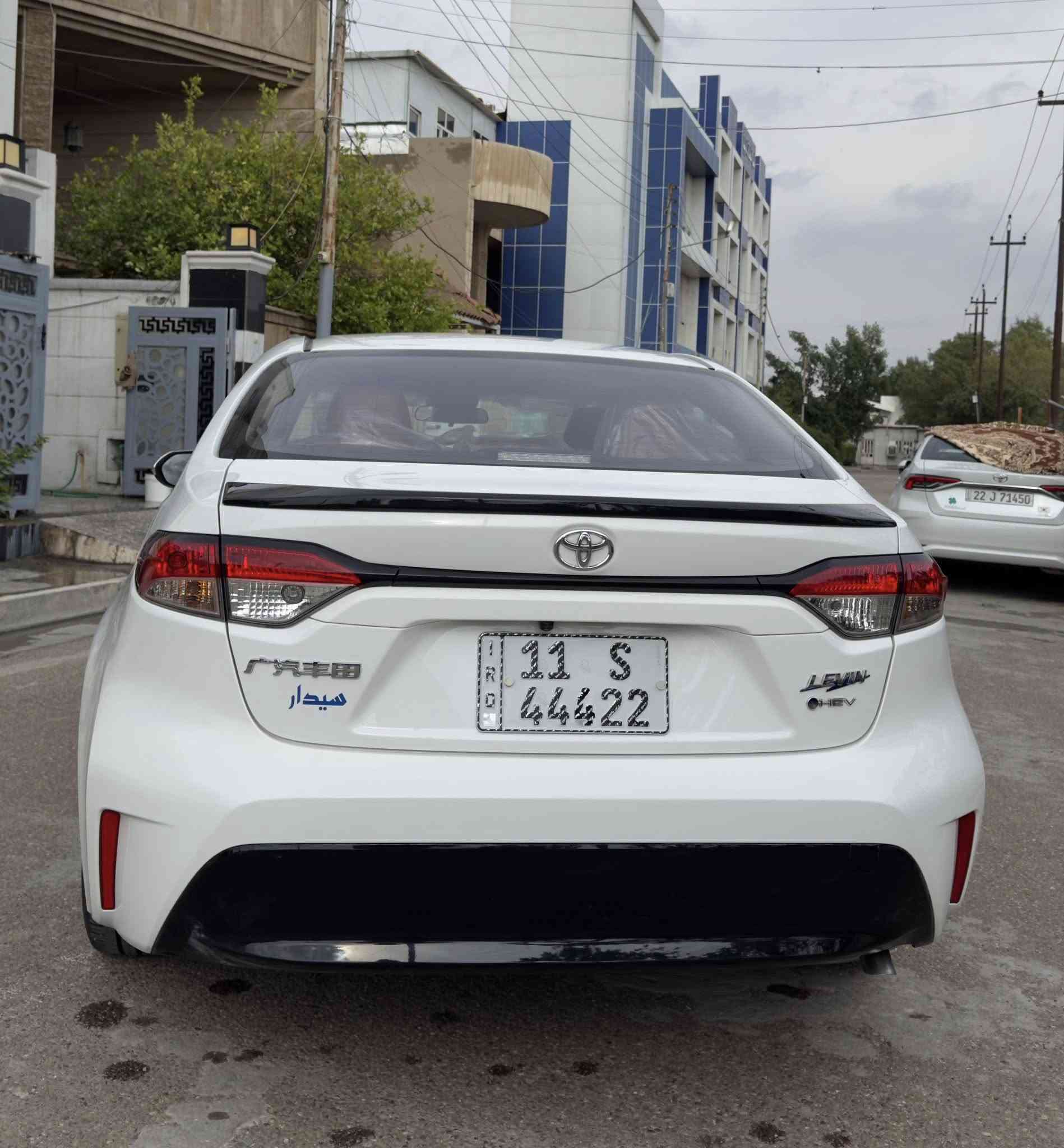 السلام عليكم 📍

كورلا 2025 الشكل الامريكي  مكفوله كفاله عامة 

السعر 23،000مليون وبيه مجال 

شاشه كبيره ابل كار بلي          رقم سياره مميز!!!!!!

شاشة عدادات ديجتل 

اتو هولد 

سايد بريك دگمه 

٣ وضعيات قياده 

بصمة تشغيل وبصمة ابواب

فتحه سلايد 

رادار امامي وتوقف ذاتي قبل الاصطدام 

قياده ذاتيه وتنبيه الخروج عن المسار 

وباقي المواصفات معروفه

الرقم الهاتف ***********

مكاني بغداد
