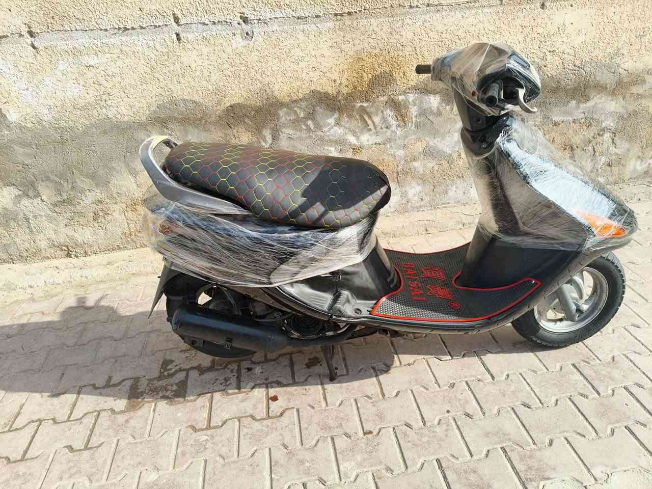 السلام عليكم دراجة فراشة نثيه للبيع دراجة كفاله عامه برغي ما مفتوح بيها خير من الله مكينه ناعمه شغاله سلف هندر مكان الدراجة ميسان المجر الكبير الاستفسار ‏‪***********‬‏
