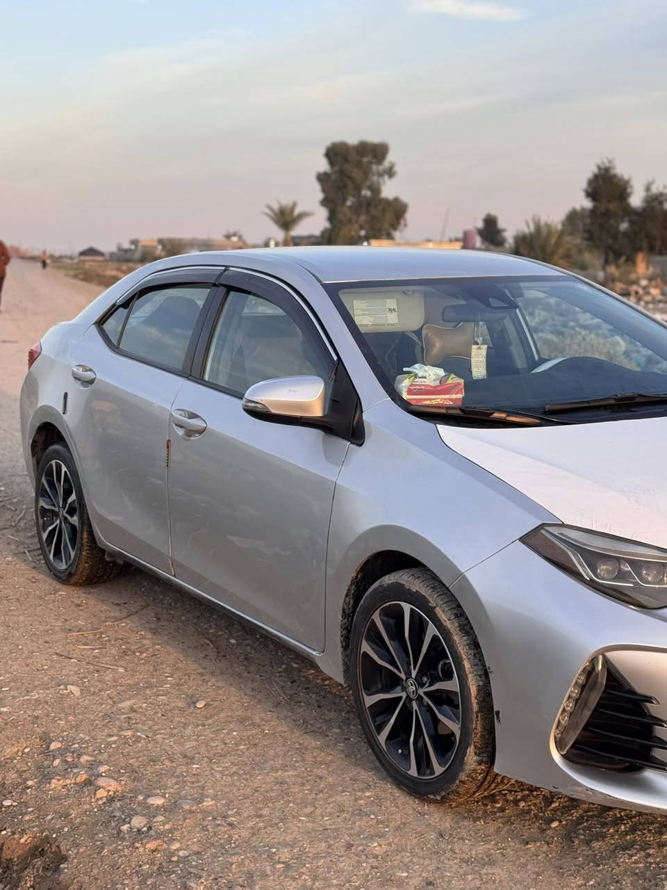 للبيع فقط نقد
كورلاء 2017 (SE) معروفه مواصفاتها ماشيه 140
ضرر جاملق وبنيد  رقم اربيل جديد سنويه جديده لل 2030
بطاقه بانزين بيها

السعر 135 وبيها مجال قليل حق الجيه

العنوان كركوك داقوق

رقم الموبايل ***********
