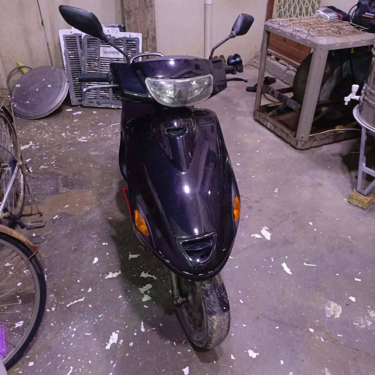 السلام عليكم الدراجه للبيع السعر 450بيها مجال الرقام ***********
