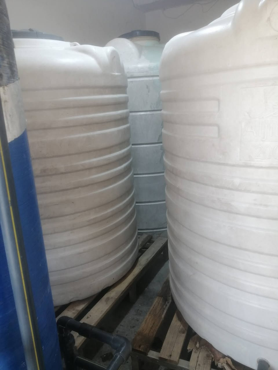 صٌفِّآيِّهِ مَحٌآطّهِ مَآء آلَبِيِّعٌ يِّآمَ مَحٌطّآءطّآهِر ***********
