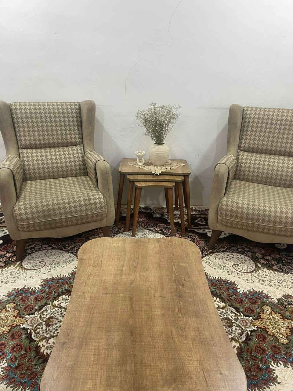 شعدكم اثاث تردون تبيعو دزو خاص أبيعه لكم 

عندي هذا تخم للبيع نضيف جدا ١٠ نفرات 
وطبلات وحده وسطيه و ٣ صغار


**إذا كنت صاحب هذا الإعلان وتريد حذفه لأي سبب، رجاءا أرسل رسالة إلى الدعم الفني**