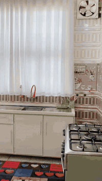 السلام عليكم
دار للبيع طابو صرف كونكريت مسلح طابق واحد متكون من غرفه نوم صاله استقبال منور صحيات داخليه خارجيه 
واجهه 8 نزال 12 
المساحه 104 م 
حي الفرات شارع الصب فرع اسواق كيان تبليط وخدمات كامله 
للاستفسار الاتصال بالرقم ‭0771 223 9569‬
