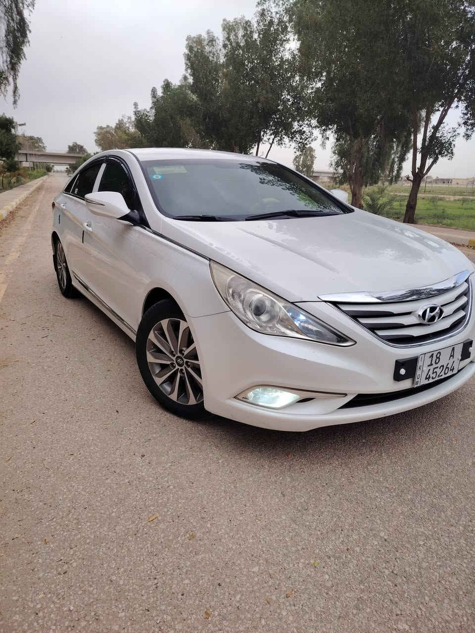 السلام عليكم للبيع سوناتا 2014 خليجي مكفوله رقم بابل محرك 2400 فول مواصفات عدى الفتحه شفتات تحكم ستيرن حساس كشن كهرباء مدوشمه كشنات وارضيه منظومه زنون سياره ماتصرف عليها ولاتتعب تراي وين مايعجبك روح السعر 140 وبيها مجال قليل كلش اي استفسار اتصل على الرقم *********** مكان بابل
