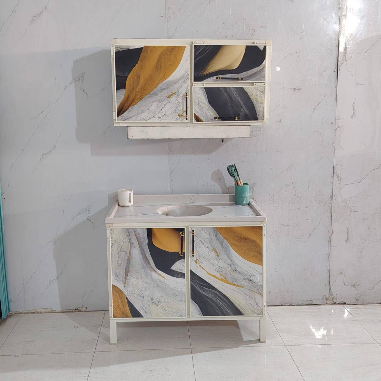 كاونترات المنيوم

بكل القياسات متوفرة
كل باب نص متر

وسنك مرمر 
للحجز والاستفسار يرجى مراسلة الخاص


**إذا كنت صاحب هذا الإعلان وتريد حذفه لأي سبب، رجاءا أرسل رسالة إلى الدعم الفني**