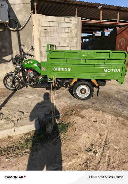 للبيع جمره دولفين ٢٠٢٣ رقم أنكليزي سنويه بسمي سعر ٣ مليون و٤٠٠ وبيه مجال رقم *********** عنوان هارثه ناحيه المصطفى مفرق سيد طاهر
