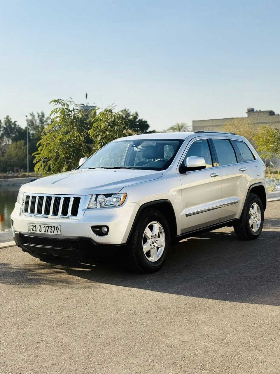 السلام عليكم 
جيب 2011 خليجي 
حجم المحرك 6 سلندر 3600
فقط قطعه وحده البنيد بدون دواخل  
كير محرك جديد 
باسمي  تحويل ثاني يوم 
تبريد ثلج امامي خلفي 
كشن السايق كهرباء 
بصمة + البواب بصمة 
ومعروفه البقيه المواصفات
ماناقصه برغي السيارة جديده متعوب عليها 
السعر المطلوب 153 وبيها مجال 
الاستفسار***********
العنوان بغداد 
غير متواجد ع الفيس
