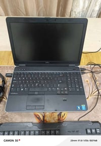 لاب توب ماركة ديل عدد٢ قطعة  حجم ١٥.٦ سعر القطعة ١٥٠ الف معالج كوراي ٥...