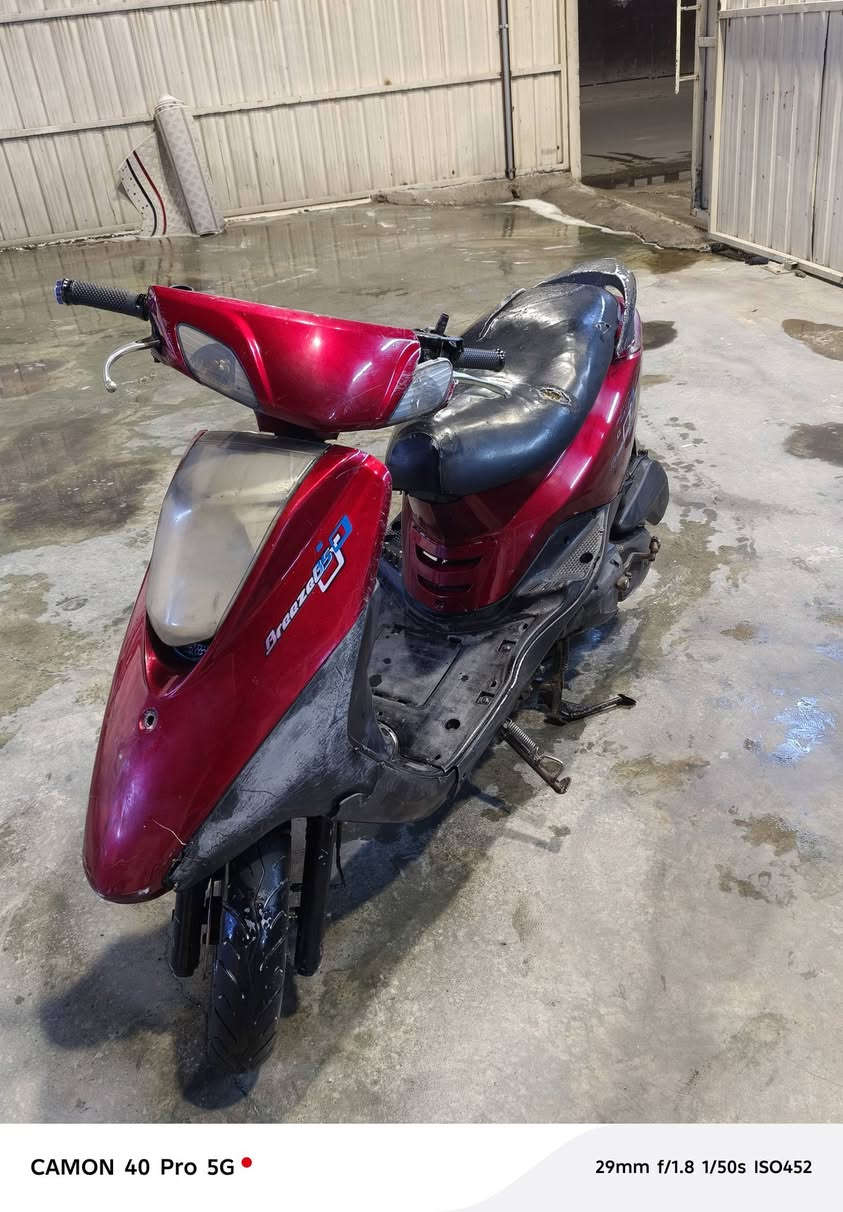 السلام عليكم دراجه بريز حلوه ونضيفه سعر ٣٥٠وبيه مجال مال واحد معتاز بغدادالوزيريه  ***********
