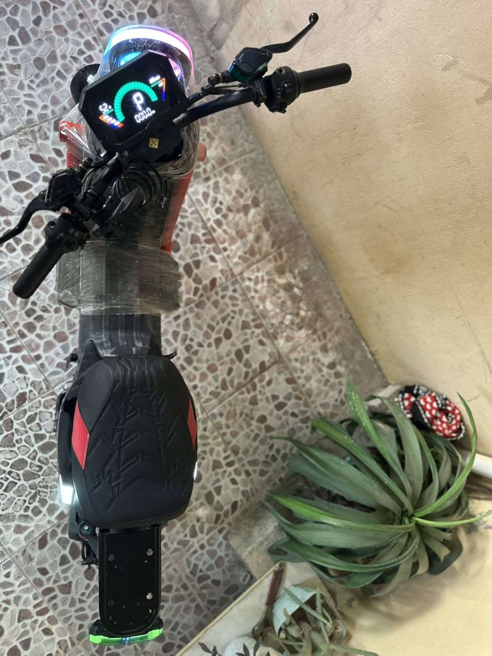 سكوتر شحن اقتصاديهMA.918  
ملف1000
60v
تشغيل ريموت +بصمه+مفتاح
دراجه مكفوله ضمان ٢٤ساعه
وسعر مناسب بي 

 مجال قليل كركوك, العراق


**إذا كنت صاحب هذا الإعلان وتريد حذفه لأي سبب، رجاءا أرسل رسالة إلى الدعم الفني**