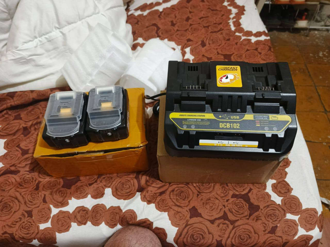 سلام عليكم دريل وكوسره ديولت اصلي وبطاريات عدد 3ديولت وثنين ماكته فيت نامي اصلي وشاحنه بطاريات ديولت دبل بطاريه تشحن متاح يراسلني خاص


**إذا كنت صاحب هذا الإعلان وتريد حذفه لأي سبب، رجاءا أرسل رسالة إلى الدعم الفني**