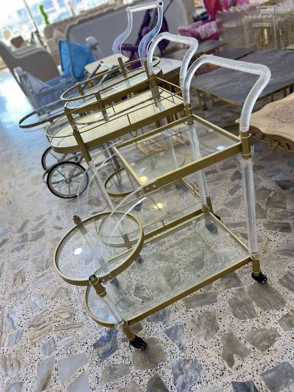 أناقة التفاصيل… ✨

عربانة تقديم بتصميم عصري ولمسة ذهبية فخمة

فخامة تخطف النظر… وتخلي تقديمك مختلف 💛

مو بس عربانة… قطعة ديكور تضيف لمسة راقية لبيتك ✨

إذا تحب الفخامة… هاي العربانة تسوى المكان 💛
عملية وشكلها يفتح النفس.


**إذا كنت صاحب هذا الإعلان وتريد حذفه لأي سبب، رجاءا أرسل رسالة إلى الدعم الفني**