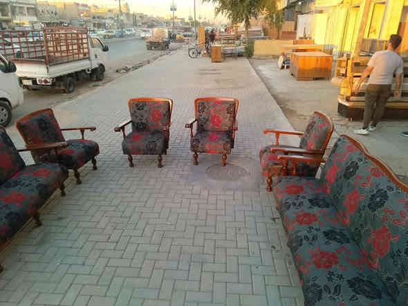 للبيع تخم صاج 10مقاعد مكاني بغداد شهداء البياع السعر 100اتصال ***********
