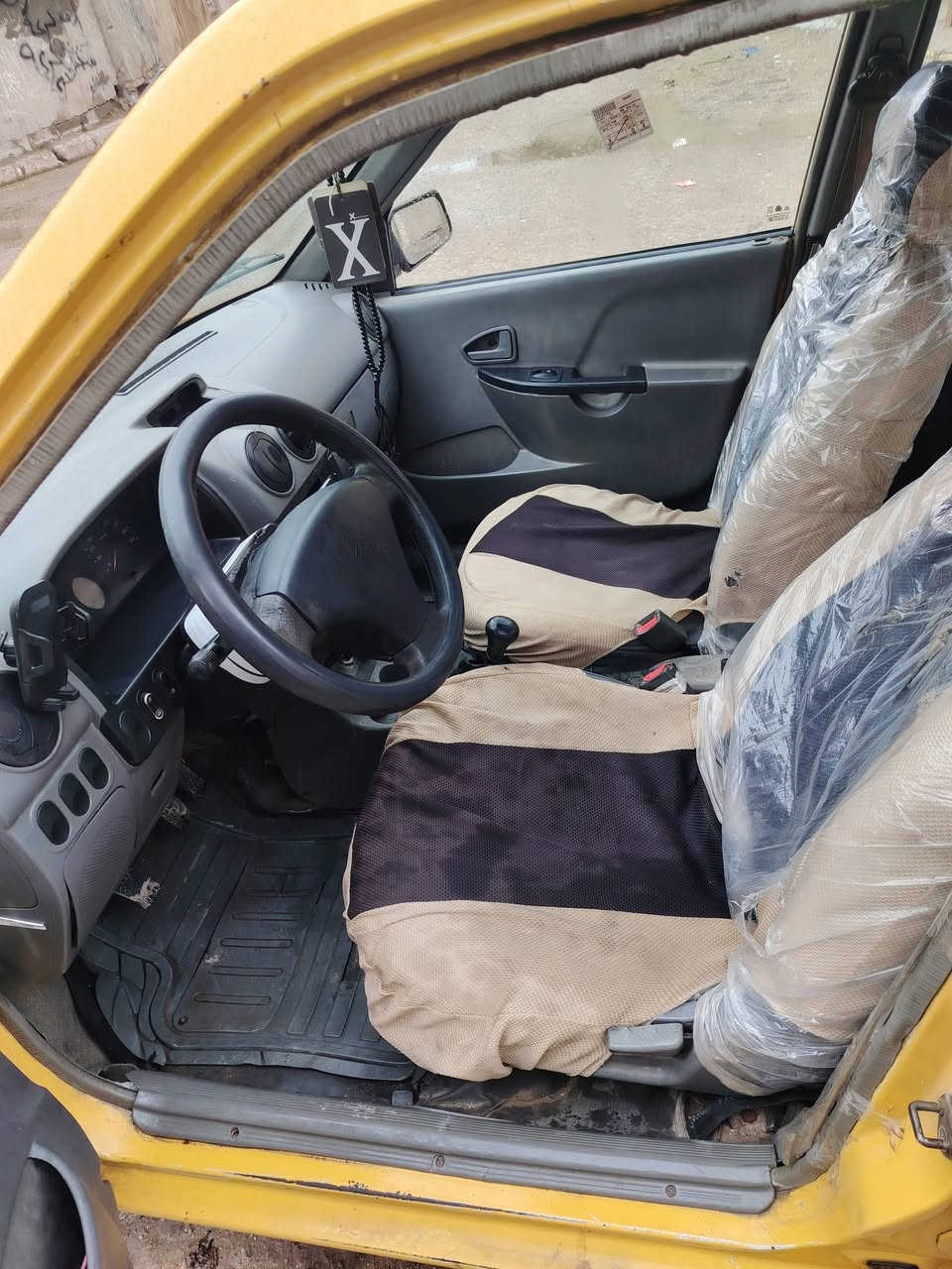 السلام عليكم  سياره سايبا موديل 13 مكينه كير مال برايد شادلها

سنويه لغايه 30 هيئه غرامه مصفره  سياره بسمي  شواصي معمره 

سياره مال شغل خير من الله   تبريد بس غاز  من بدلت مكينه راح الغاز

مكان سياره بغداد  سعر 24  شراي تصل ع رقم ***********
