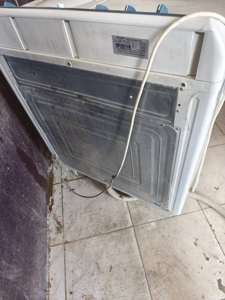 غسالة توشيبا ياباني صنع ١٣ كيلو اصلي بلادية ع فحص وضمان وي اشكال ترجع اخت الجديده 

‏‪0781 090 0608‬‏      ‏‪0773 367 1776‬‏ ديوانية, القادسية
