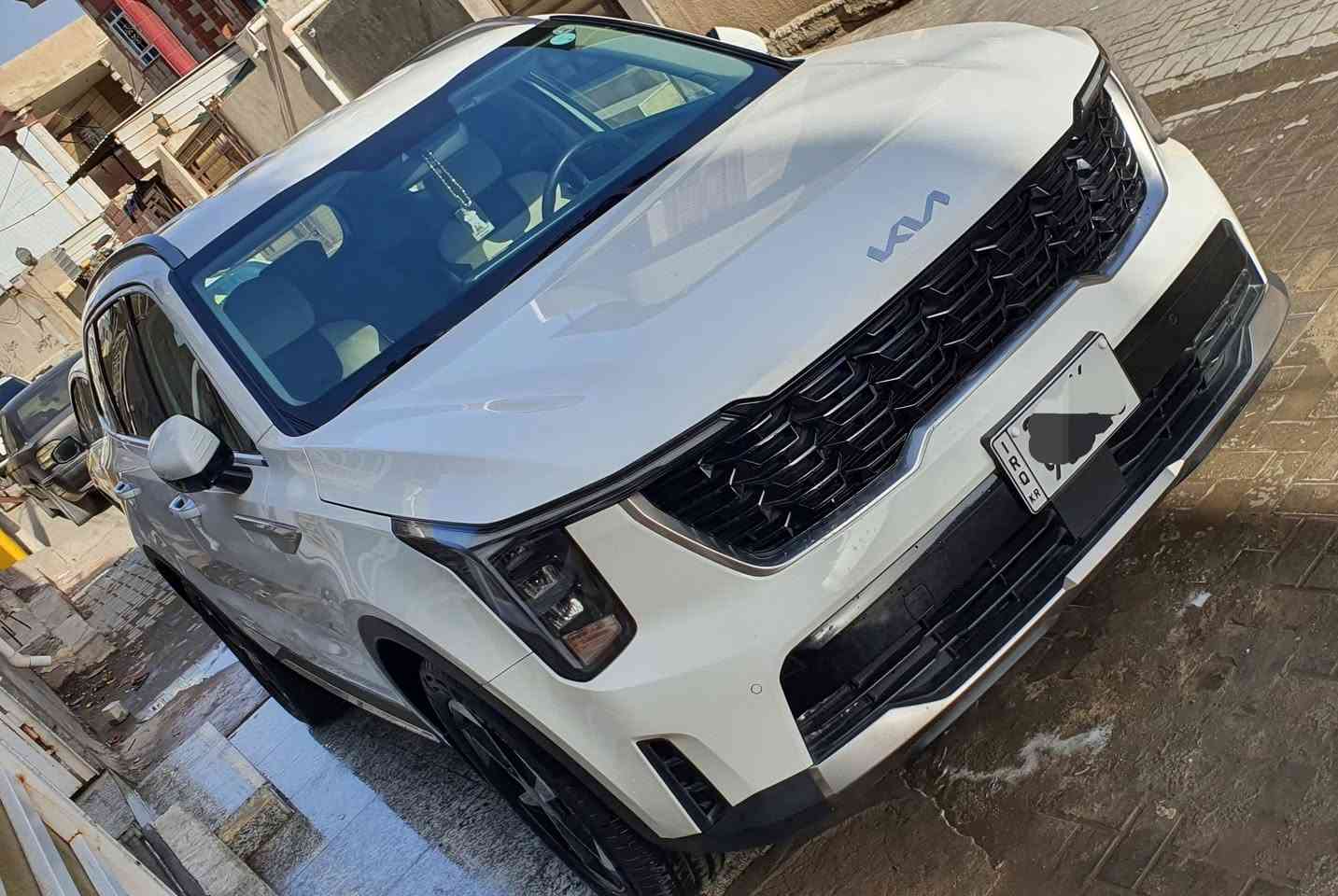 أعلان للبيع 
رقم هاتف للاستفسار
*********** وايتساب
مكاني بصره 
سورنتو 2024  خليجي رقم اربيل
محرك 6 سلندر
7 راكب 
بصمه تشغيل عن بعد
نظام ترحيب
4 انظمه قياده 
كشن كهربائي
مصابيح أمامية زينون + LED، وكشافات ضباب
إشارات ومرايا قابلة للطي كهربائياً.
حساسات أمامية وخلفية.
شاشة عدادات ديجيتال وشاشة نظام ترفيهي لمس (تدعم Apple Car play
تكييف 3 قطع (أوتوماتيك مناخين منفصلين).
شاحن لاسلكي (Wireless Charger).
إضاءة داخلية محيطية LED.
برادي (ستائر) للأبواب الخلفية.
نظام فرامل مانع للانزلاق (ABS).
نظام تحكم بالثبات (Auto Hold).
حساسات ضغط الإطارات
أوضاع قيادة متعددة (Drive Mode).
