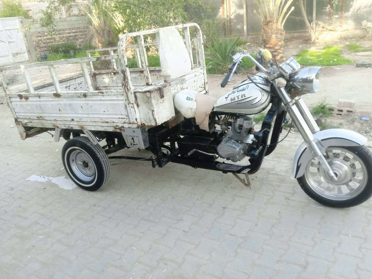 ستوته البيع مديل 2009رقم اسود  وسنويه ابيع مكاتبه  محرك  25بل جيس جديد وتايرات اوياله جدد  ستوته عوزه بس باتري تجي وتفحص شوفت عينك الشراي يتصل***********
